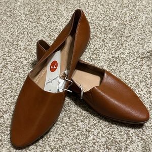 Universal Thread Flats